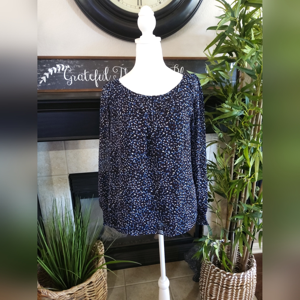 Ann Taylor Ladies Long-sleeved Top